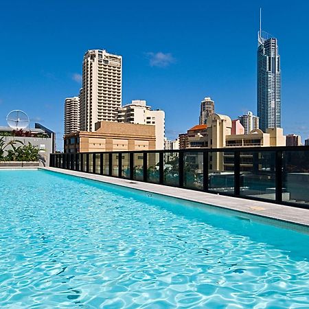 5 Bedroom Executive Sub Penthouse In The Heart Of Surfers With Full Ocean Views - Sleeps 12 - Circle On Cavill Amazing!! Gold Coast Exterior foto